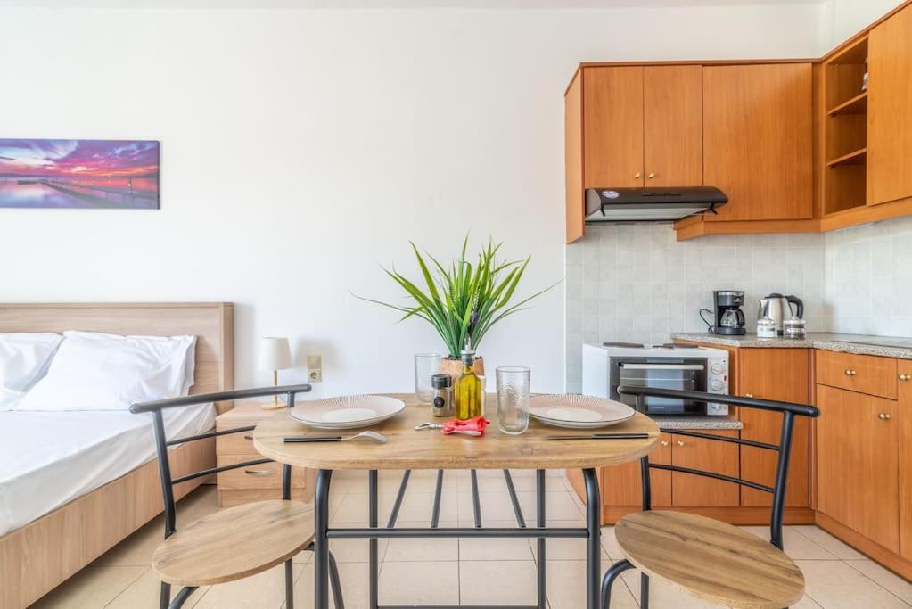 Urban Apt Next University 9 伊拉克利翁 外观 照片